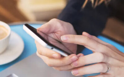 Jak działa przelew na telefon? Jak przelać pieniądze BLIK-iem?