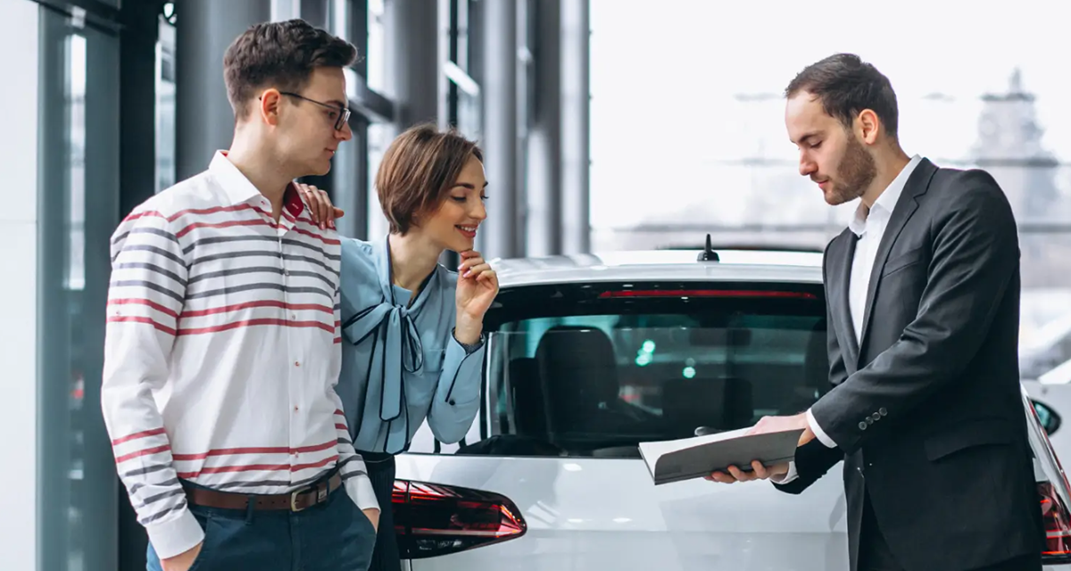 Kupiłeś używane auto? Pamiętaj o podatku PCC, bo skarbówka uderzy potężną grzywną w 2026 roku
