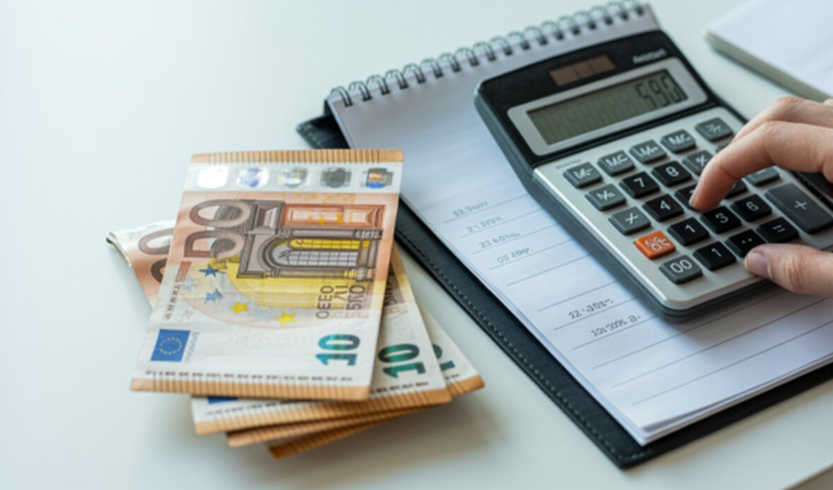 Lokowanie firmowych nadwyżek to koszmar. Sprawdź, który bank da Ci dzisiaj 6,10%