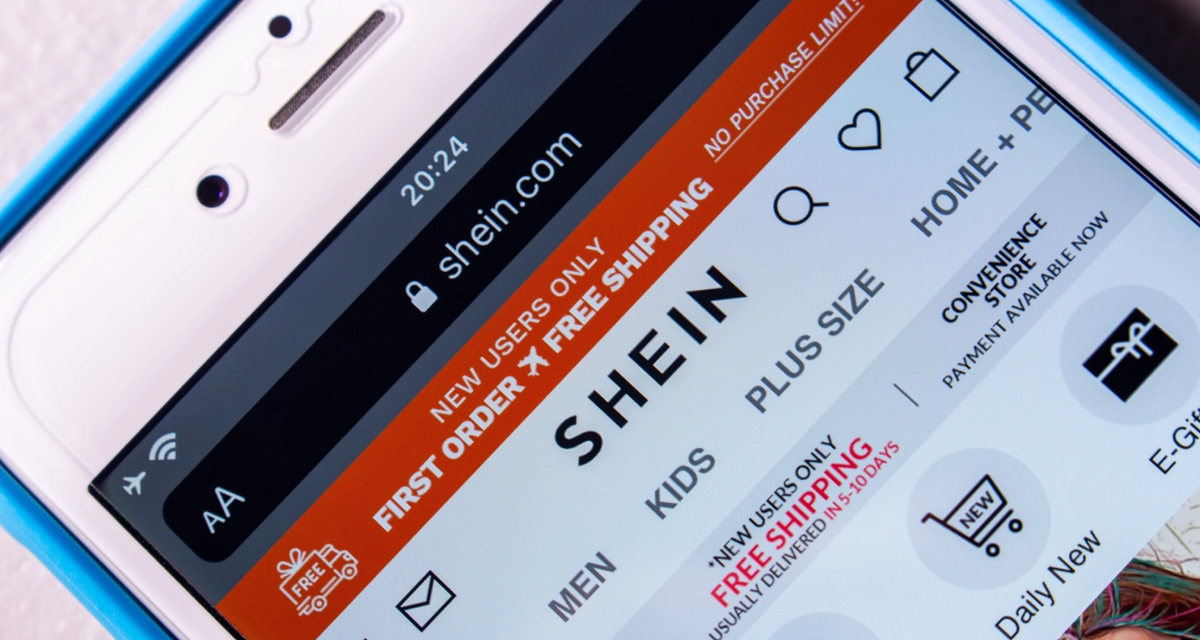 Nowe opłaty celne nie działają. Polacy nadal kochają chińskie sklepy