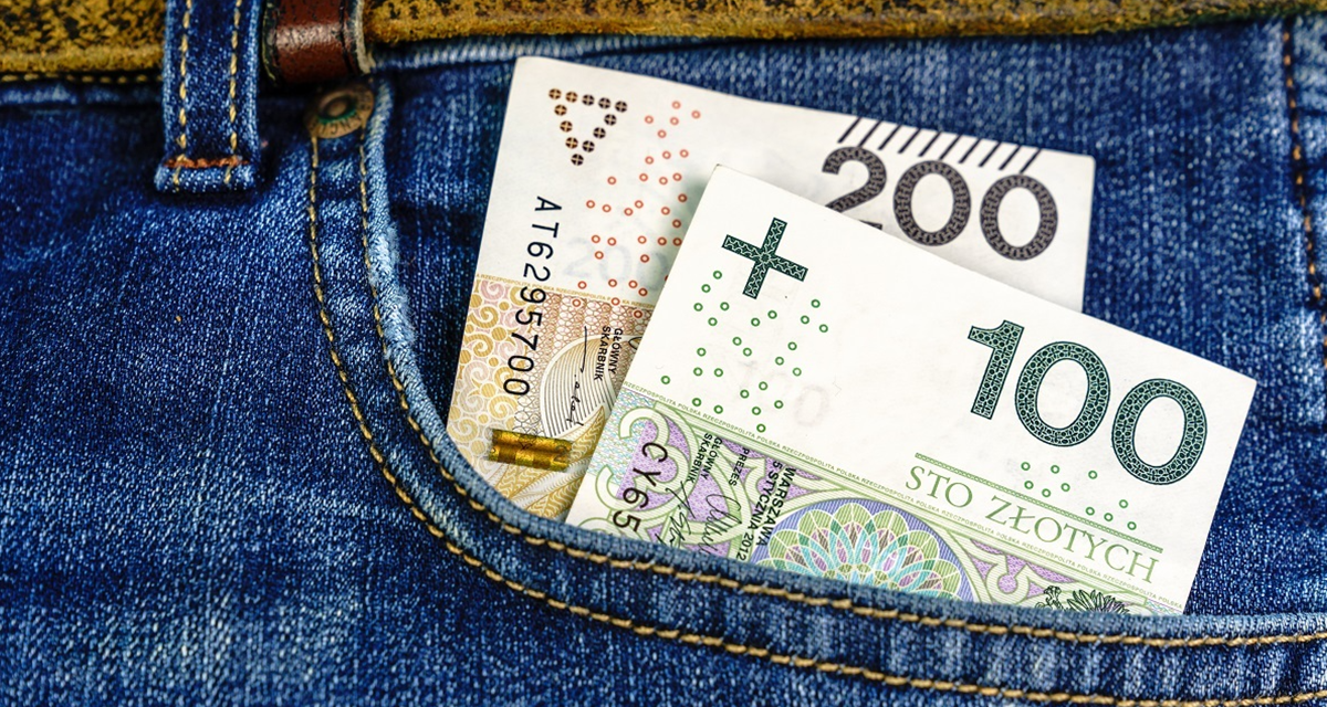 300 plus we wrześniu 2026. ZUS wypłacił już ponad 1,1 mld zł