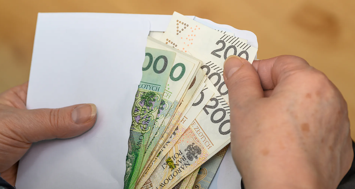 Prezenty z komunii i wesela 2026. Kiedy trzeba zgłosić darowiznę?