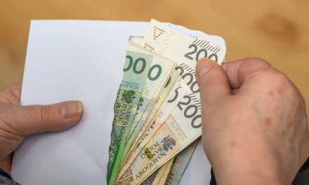 Prezenty z komunii i wesela 2026. Kiedy trzeba zgłosić darowiznę?