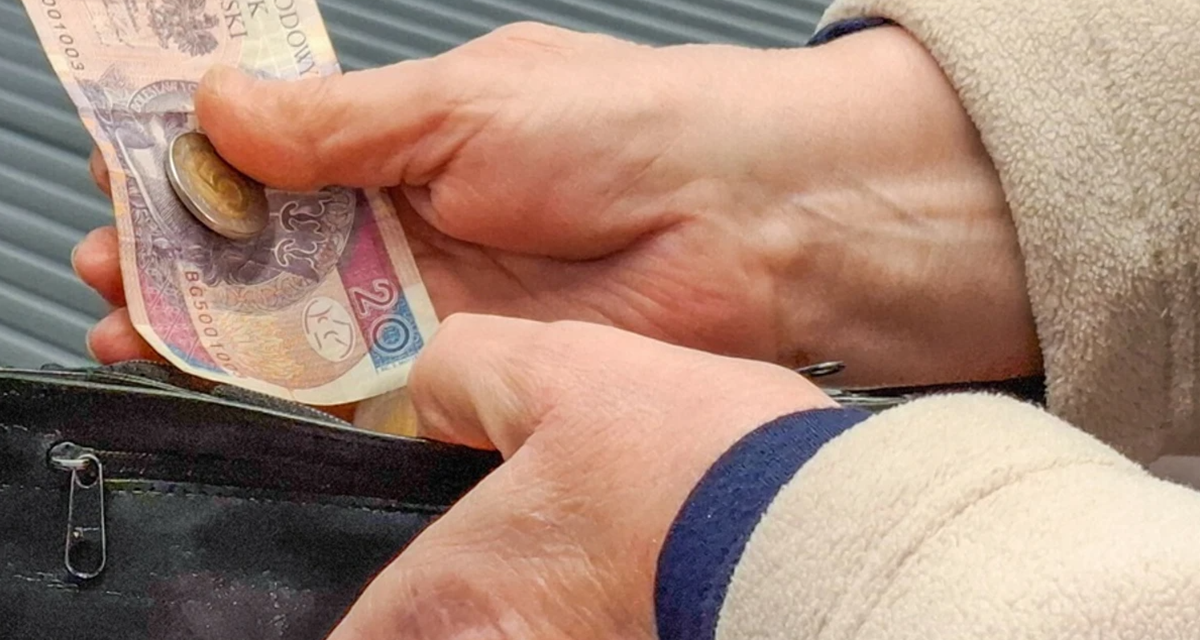 Zwrot podatku z 13. i 14. emerytury. 385 zł? Sprawdziliśmy wyliczenia