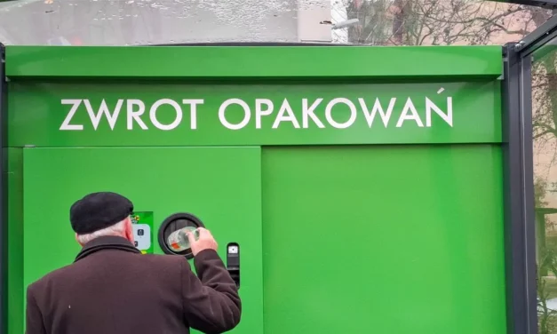 Bony z butelkomatów na 90 dni? Plan resortu a obecne zasady odbioru kaucji