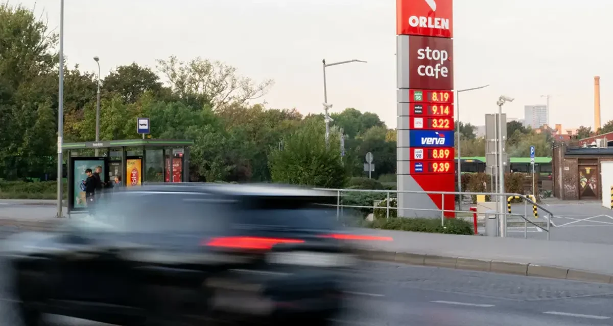 Ceny paliw 12 października 2026: diesel do 8,06 zł. O ile wzrósł koszt 50 litrów?