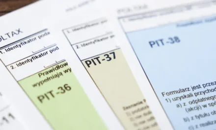 PIT 130 tys. zł i stawka 24% w projekcie: ile wyniósłby podatek po zmianie skali?