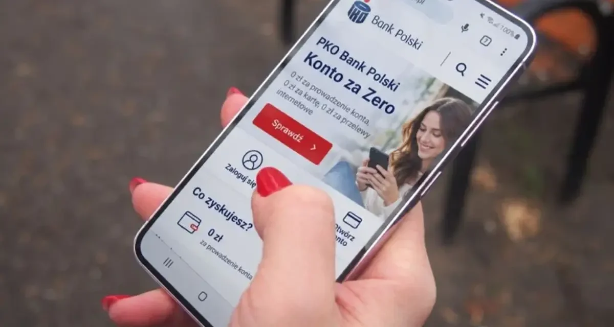PKO BP i Samsung: 600 zł za aktywność oraz 400 zł za telefon. Jakie warunki dzielą premię 1000 zł?