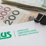 Pracownicy ZUS: 220 zł brutto podwyżki z wyrównaniem i nagrody do 5500 zł