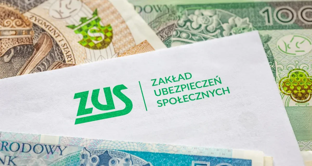 Umorzenie długów ZUS sprzed 1999 roku: co przyjął Senat i kogo ma objąć ustawa?